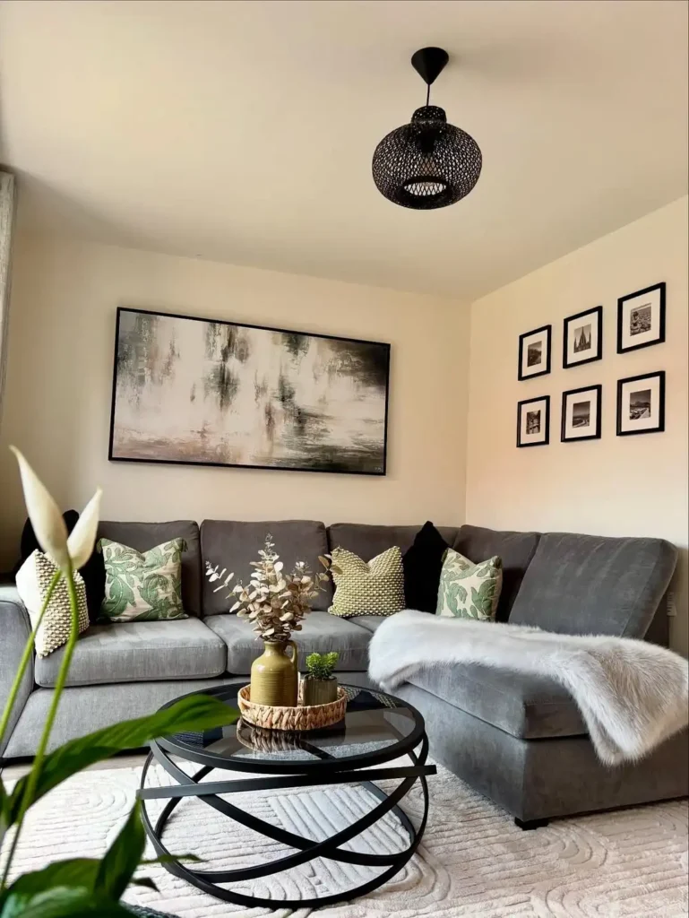 Add Contrast With a Charcoal Sectional and Light Rug