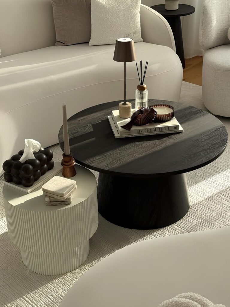 Layered Round Coffee Table With Tray